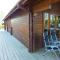 Walnut Log Cabin