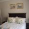 OR Tambo Self Catering Apartments, The Willows