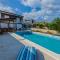 Foto: Beachfront Villa Mihovil - direct beach access and pool 43/46