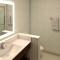 Holiday Inn Express & Suites - Olathe South, an IHG Hotel