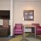 Holiday Inn Express & Suites Oklahoma City Mid - Arpt Area by IHG