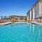 Holiday Inn Express Myrtle Beach-Broadway at the Beach by IHG - ميرتل بيتش