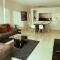 Sunny Isles Condo Resort 14th floor Intracoastal view!! - ميامي بيتش