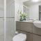 Oaks Brisbane River City Suites