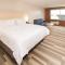 Holiday Inn Express & Suites - Auburn, an IHG Hotel - Auburn