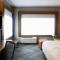 Holiday Inn Express & Suites Downtown Louisville by IHG - Луїсвілл