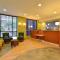 Holiday Inn Express Manhattan Midtown West by IHG