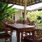 Darta House