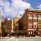 Holiday Inn Express & Suites Utica by IHG