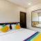 Itsy Hotels Neeranand Plaza