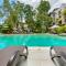 Swim Out Apartments in Triton Street Beachfront Resort Palm Cove