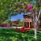 Cali Cochitta Vacation Rentals