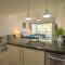 Seawinds Studio - Beachfront Getaway