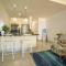 Seawinds Studio - Beachfront Getaway
