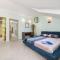 Deribasivska Vip 4-room Apartment