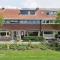 Foto: Stylish Design House in Charming Neighborhood Near Amsterdam 1/32