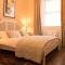 Ascot House Hotel