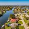 Scenic water view, 2 master suites with direct pool access - Villa Casa Amarilla - Cape Coral