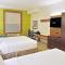 Holiday Inn Express & Suites - Phoenix North - Scottsdale, an IHG Hotel - Phoenix