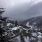 “White Mountain”, Pisoderi - Пісодері