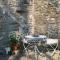 Chapel Cottage Set in a private courtyard in central location with 2 parking spaces