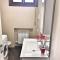 Red Tower Venice - 2 mins from VCE Airport- free Wifi