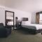 Service Plus Inns and Suites - Grande Prairie