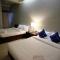 Pacific Waves Inn (Annex)