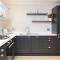 JOIVY Elegant Home at the Heart of the Royal Mile