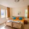 Blue Bay Beach Apartments