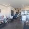 Beautiful Penthouse 5* next to Rothschild Blvd