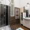 Eclectic Luxury & Spacious 2BR AC Apt in Center - Budapest