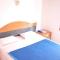 Highfive Guest House