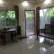 Q Zone Boutique House