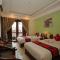 Golden River Hotel