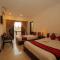 Golden River Hotel
