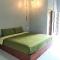 Siri Guesthouse @ Surat Thani