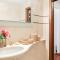 GuestHost - Exclusive Corso Italia Penthouse
