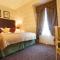 The Leonard Hotel