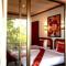 Lipa Lodge Beach Resort