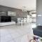 Deluxe Triplex Antea