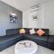 Deluxe Triplex Antea