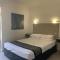 Sandors Motor Inn