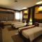 Ruean Phae Royal Park Hotel