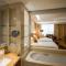 The Grand Fourwings Convention Hotel Bangkok