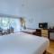 OUTRIGGER Khao Lak Beach Resort - SHA Extra Plus OUTRIGGER Khao Lak Beach Resort - SHA Extra Plus