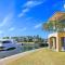 Marina Hotel