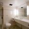 Madison Capital Executive Apartments