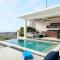 Prasana Villas by Arjani Resorts