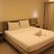 Sunshine Hotel & Residences